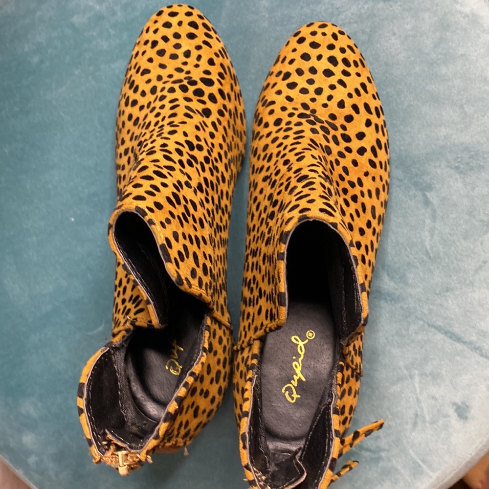 Qupid Suede Leopard Print Pointed Heeled Boots - image 8